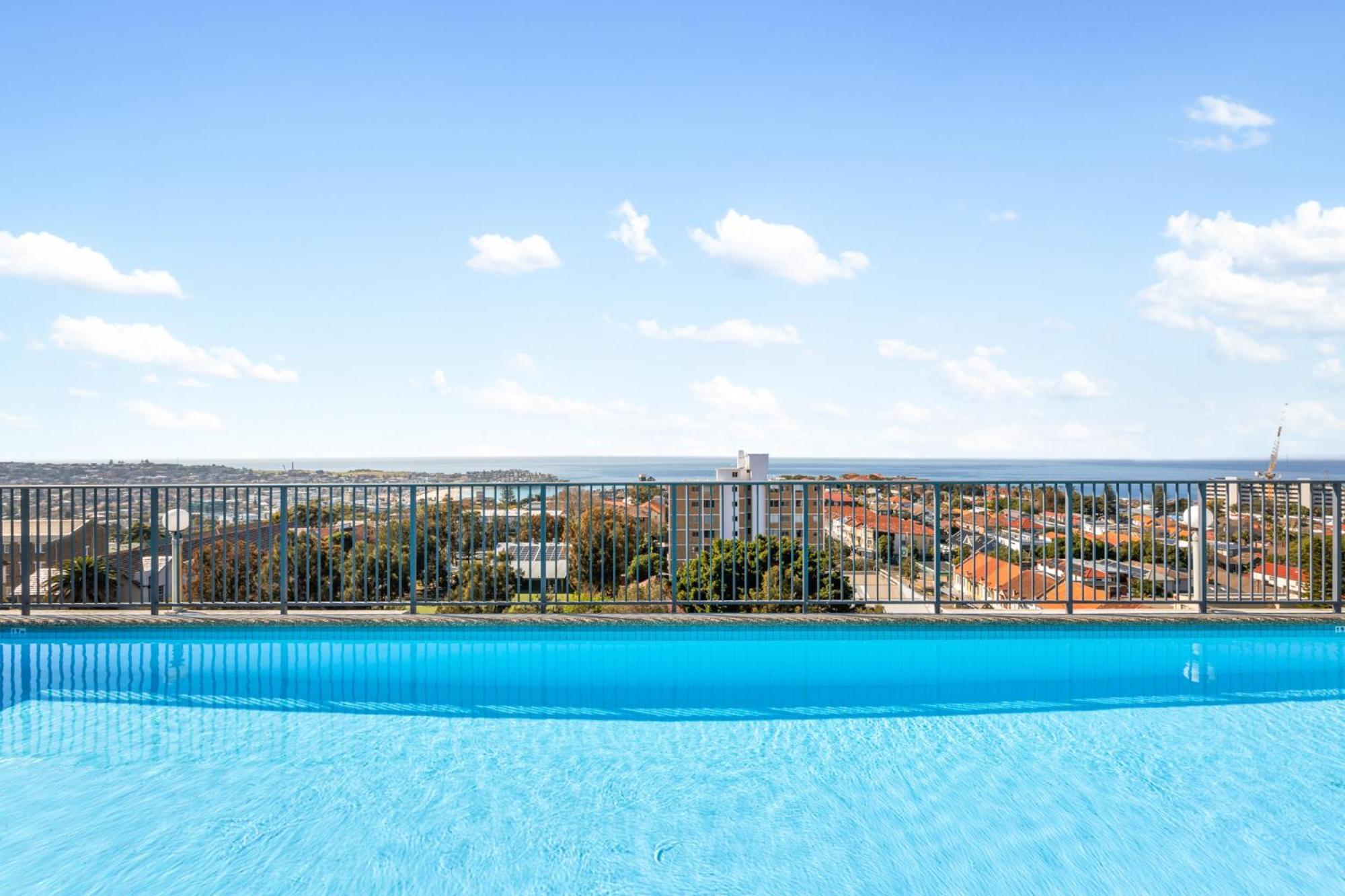 Bondi Studio With Rooftop Pool & Beach Views