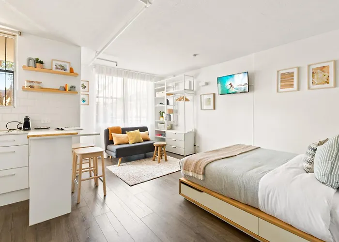 Bondi Studio With Rooftop Pool & Beach Views